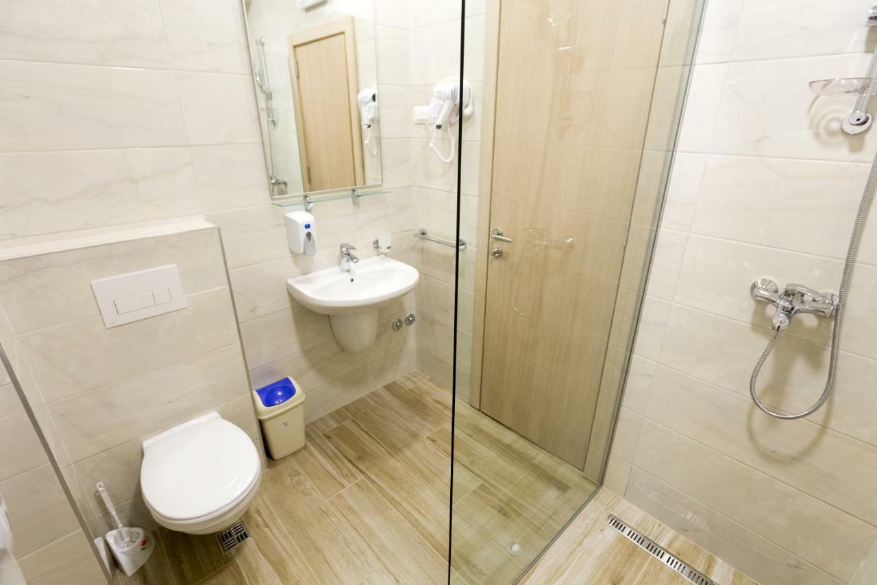 Adriatik Lux Apartments Будва Екстериор снимка