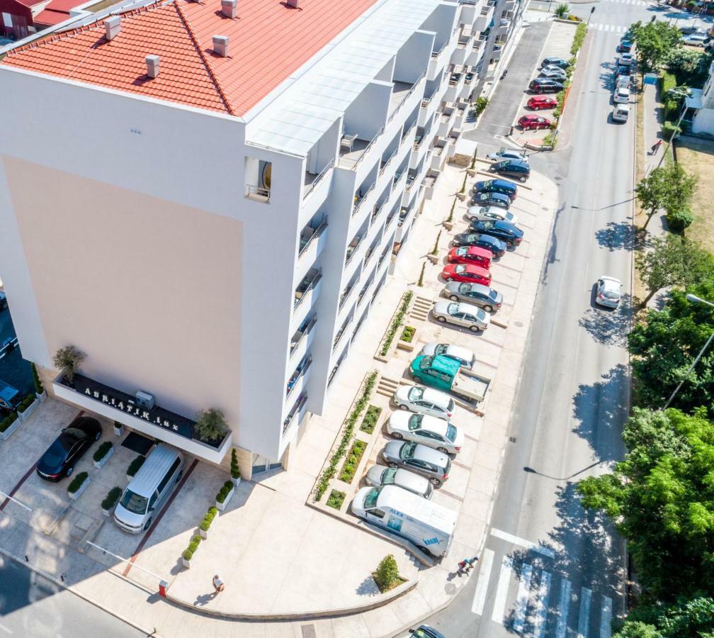 Adriatik Lux Apartments Будва Екстериор снимка